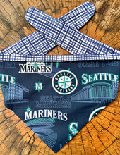 Load image into Gallery viewer, Dog Bandana SEATTLE MARINERS FAN